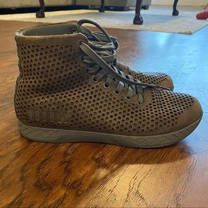 Women’s high top NOBULL training shoes. Size 7